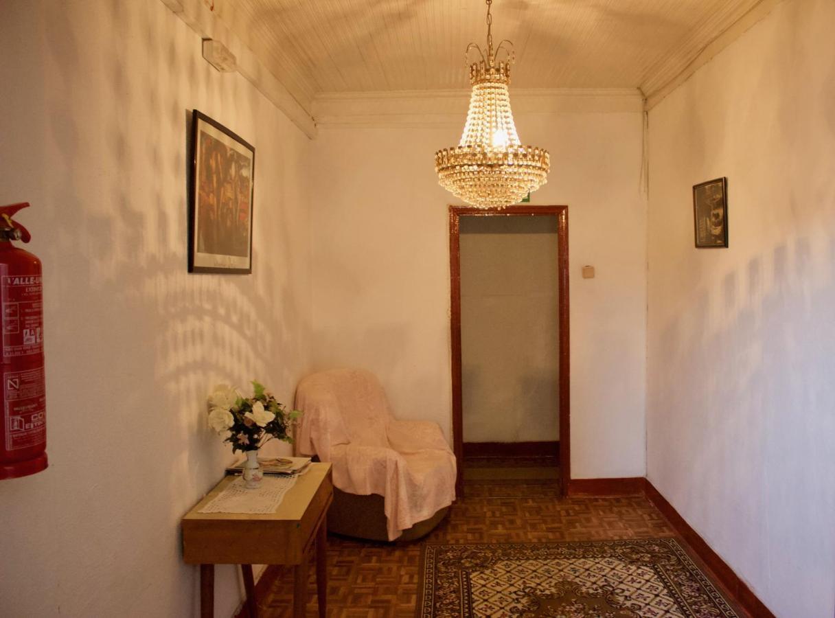 Residencial Tarouca Bed & Breakfast Fundão Eksteriør bilde